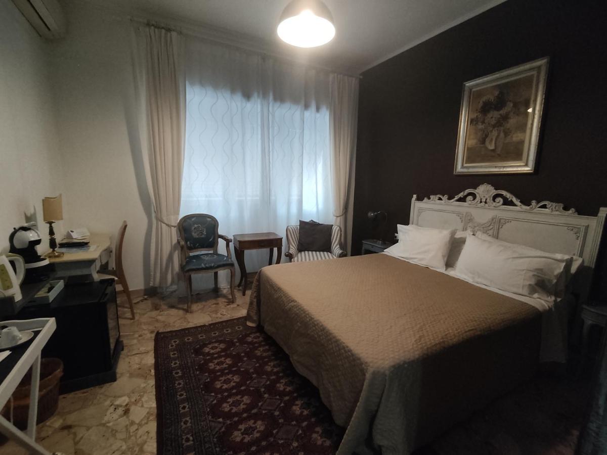 Gregory Place Рим Экстерьер фото